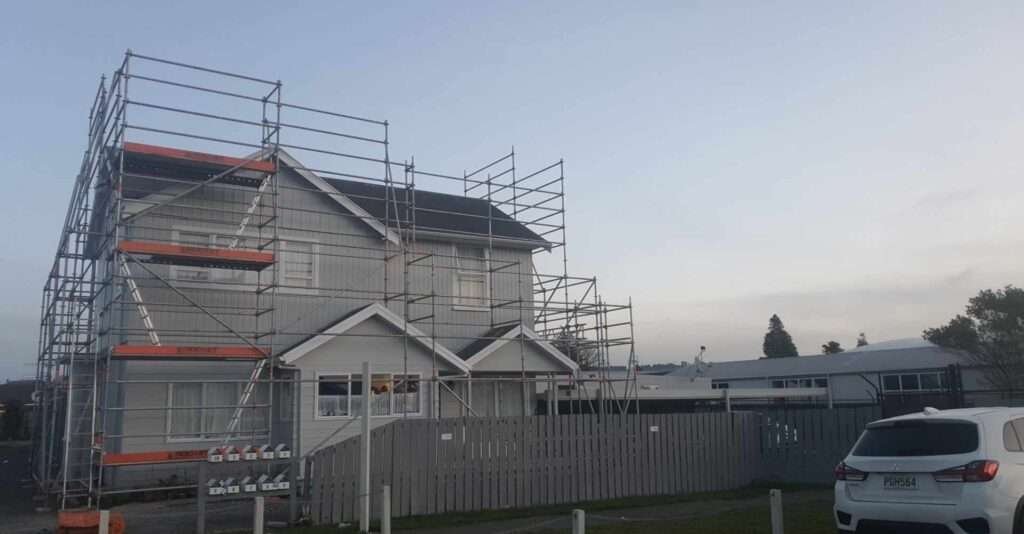 secure scaffolding